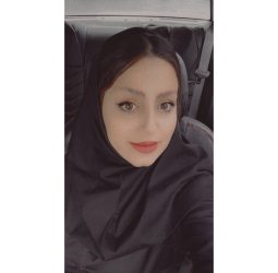 ساناز احمدی