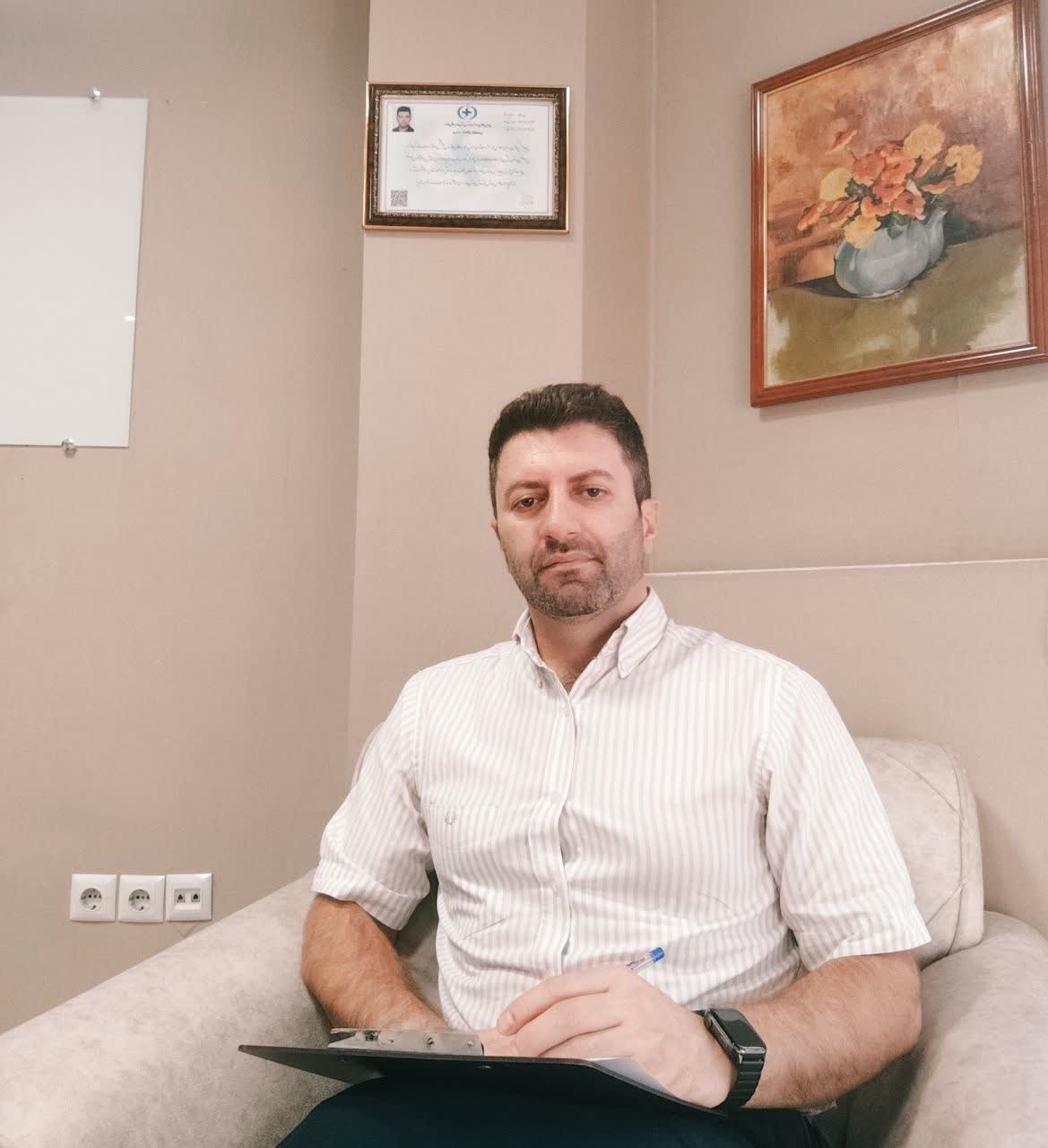 توحید اکبروند . دکترای تخصصی روانشناسی . هیات علمی دانشگاه